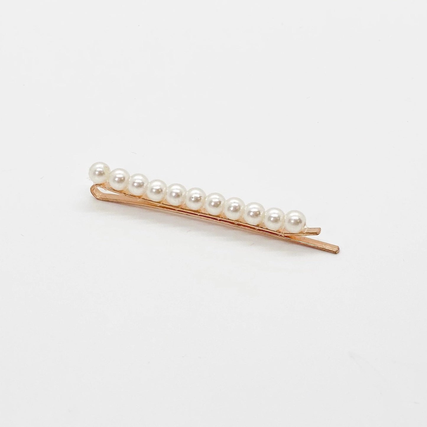 pearl hair clips