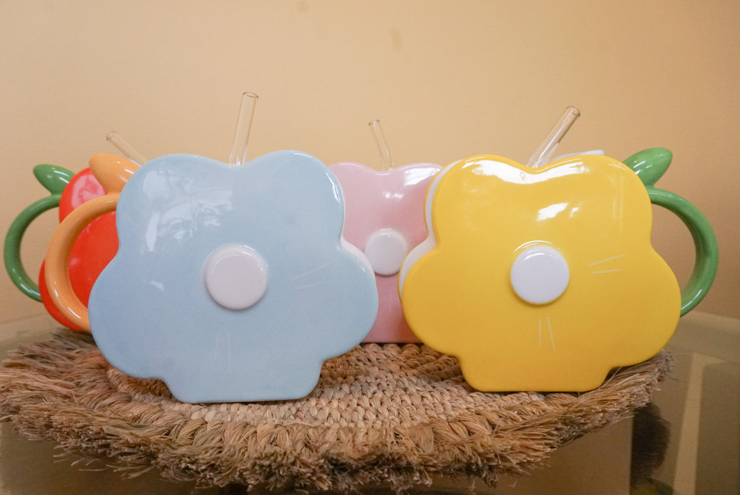 Flower Shaped Ceramic Mug Set