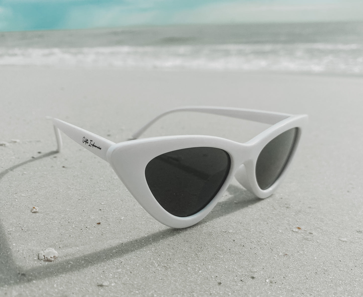 Cat Eye Sunnies w/ UV PROTECTION