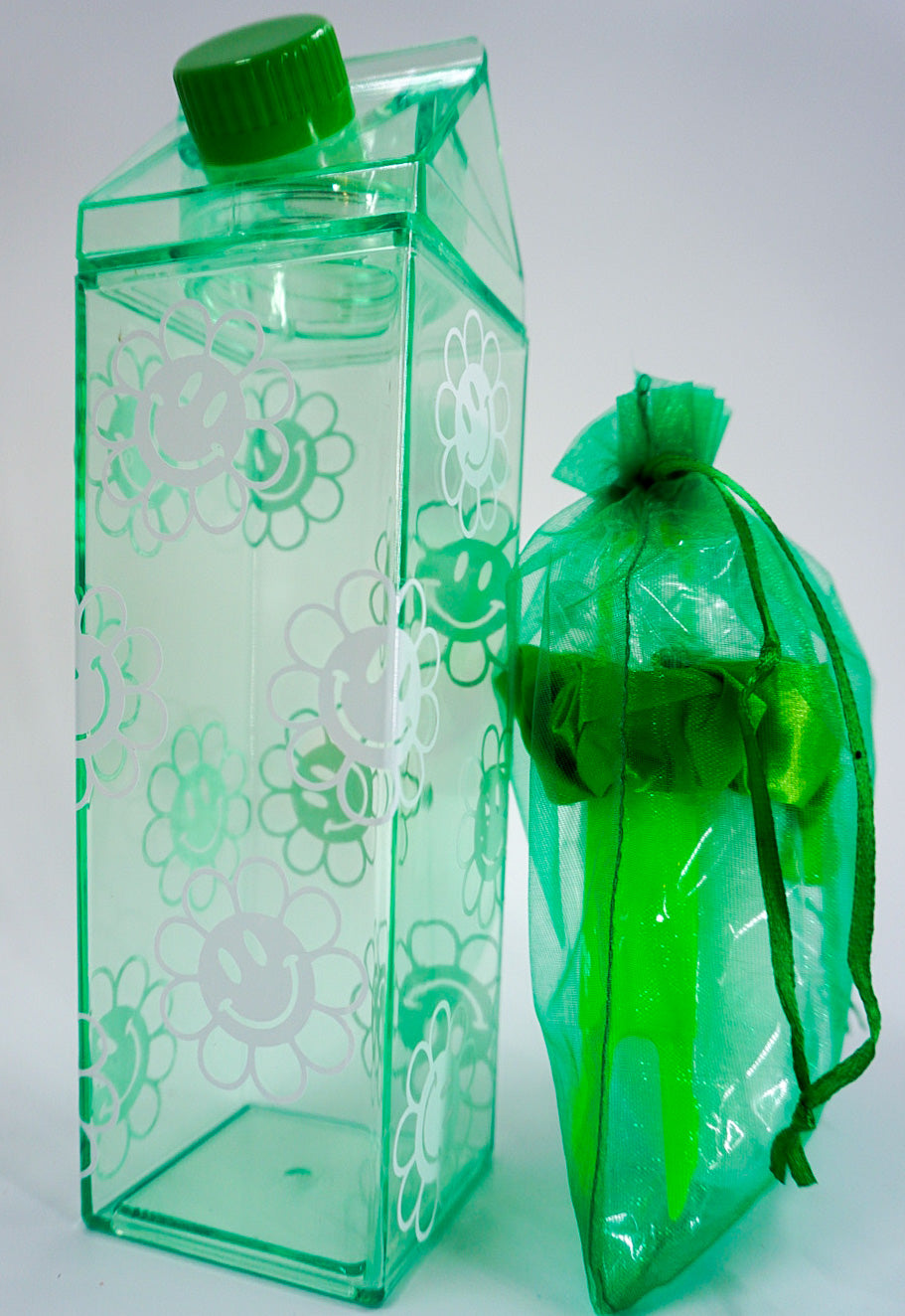 Smiley Daisy Green Milk Carton Bottle Set